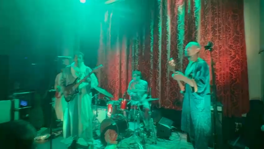 bass solo with bombino